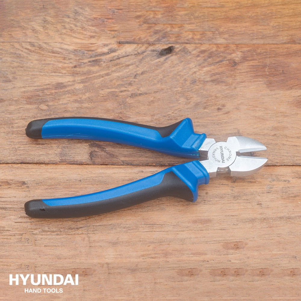 Hyundai Oldalcsípő fogó 180 mm 59109