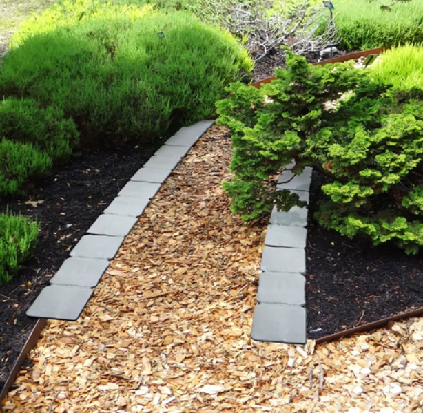 Virágágyás- és Gyepszegély