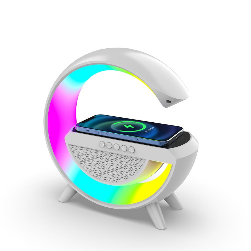 Multifunkciós Smart Töltőállomás – Vezeték Nélküli Töltés, RGB Hangulatvilágítás és Bluetooth Hangszóró