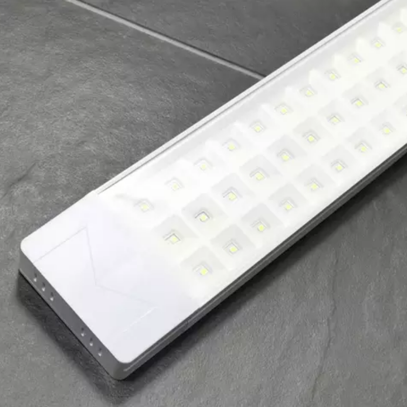 Mennyezeti LED Lámpa 120 cm Tripla Soros – 120W 6500K Hidegfehér Fény