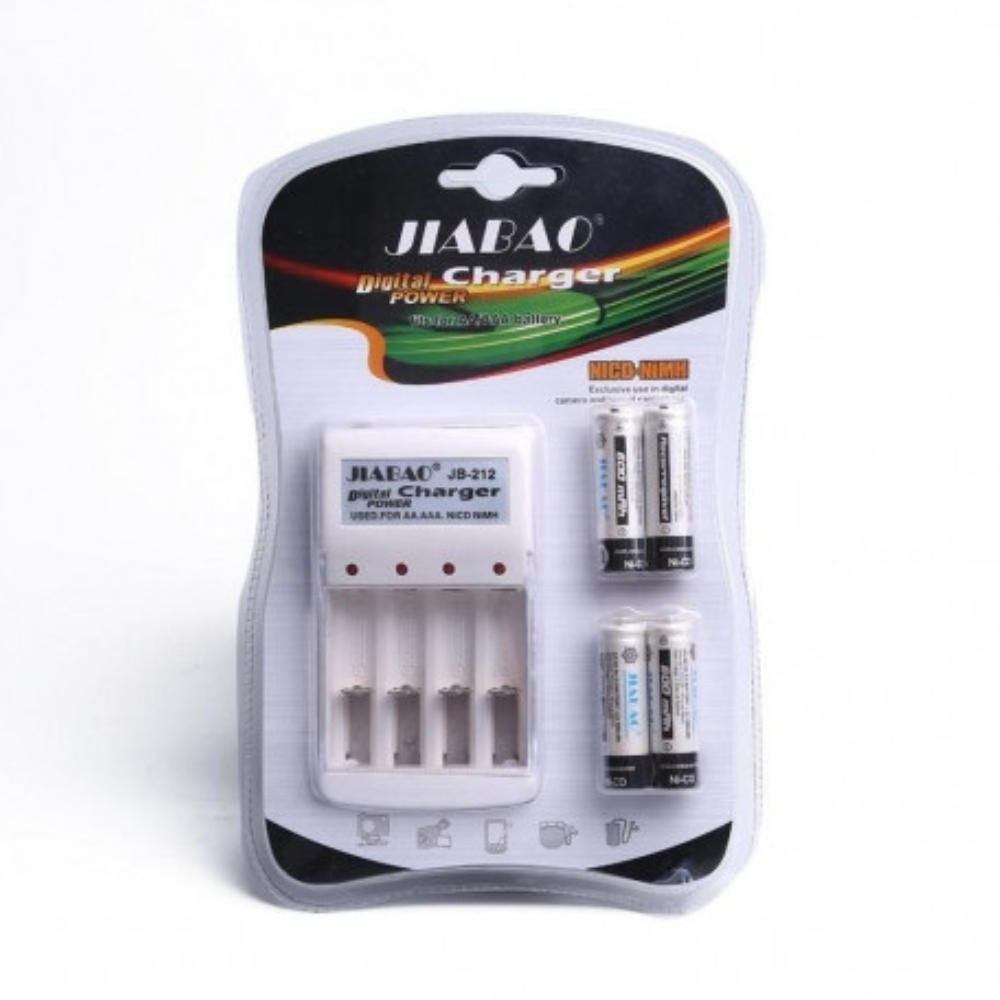 JIABAO Akkumulátor töltő (4db-os AA elemmel)