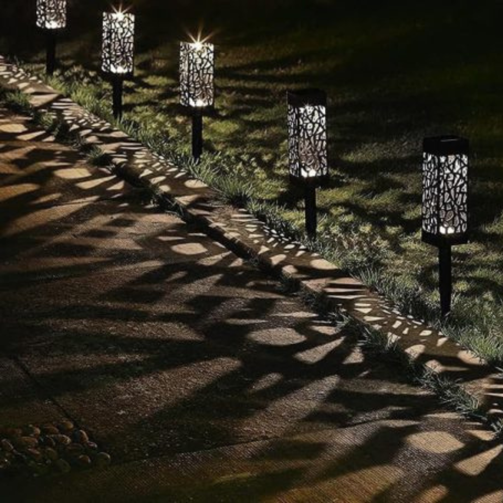 Leszúrható kerti hangulatlámpa