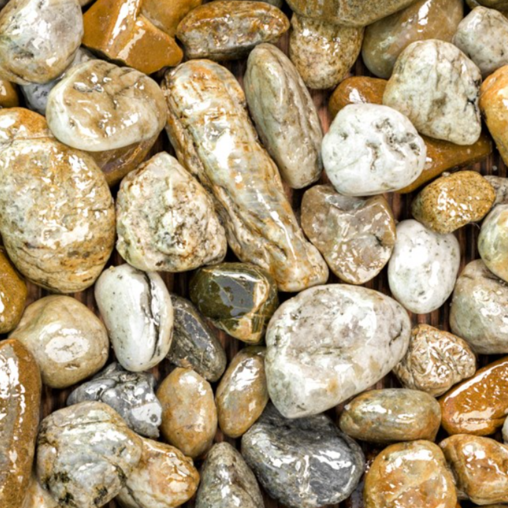 Fényes többszínű dekorációs kavics 5-10 cm