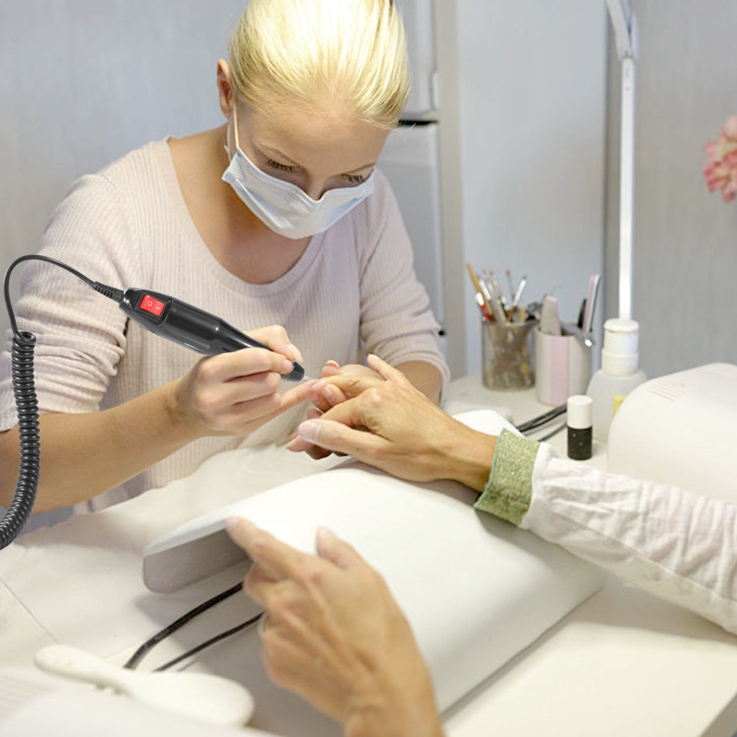 Szabályozható fordulatszámú elektromos manikűr és pedikűr szett csiszolófejekkel