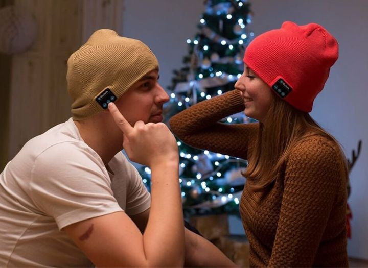 Bluetooth sapka fekete