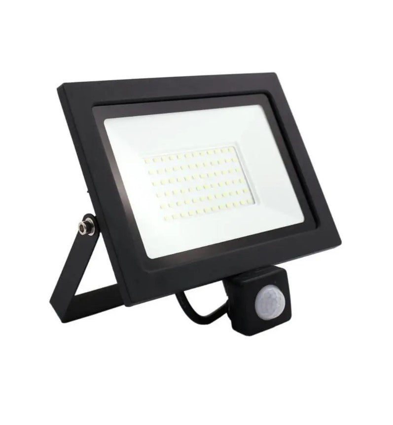 PREMIUM LED REFLEKTOR 50W - MOZGÁSÉRZÉKELŐVEL - IP65