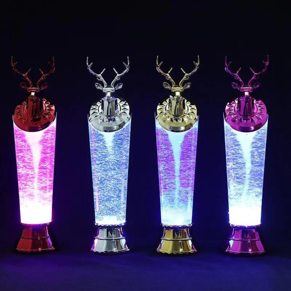 Szarvas trófea alakú RGB LED hangulatvilágítás