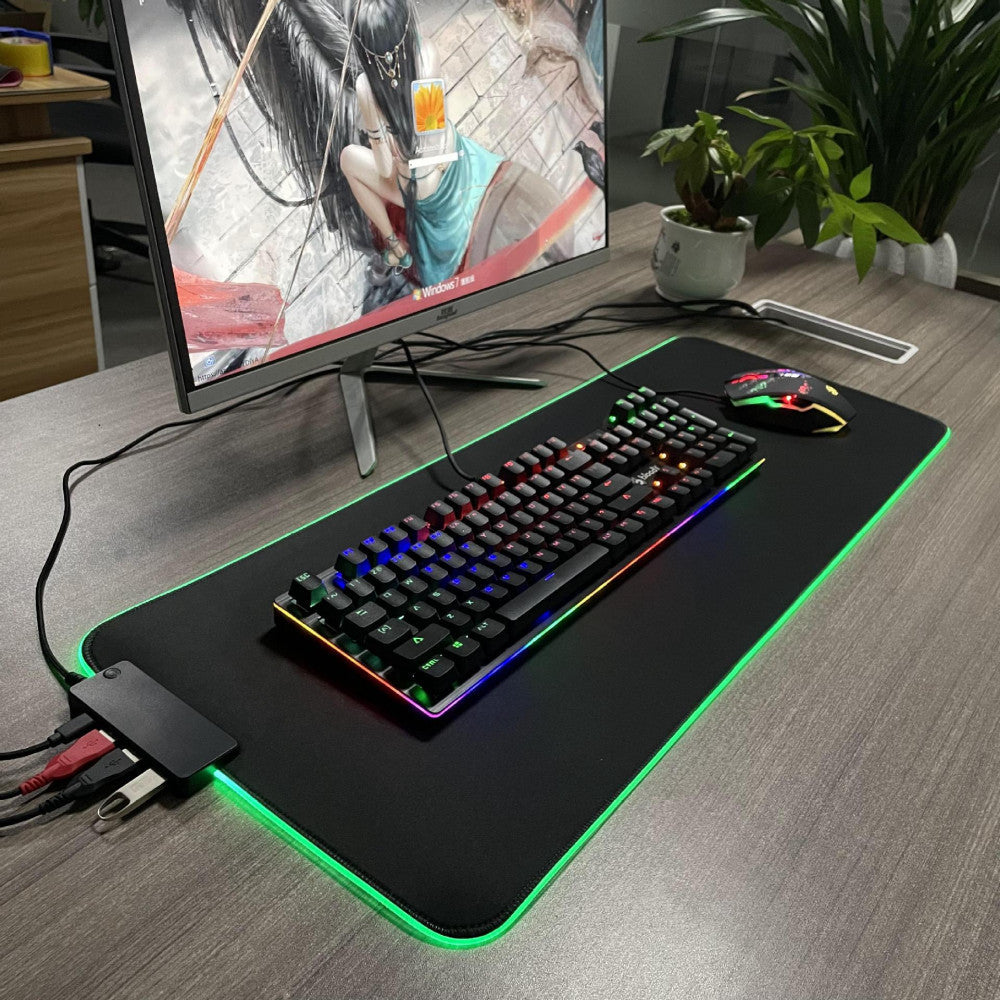 RGB Gamer egérpad 80x30 cm