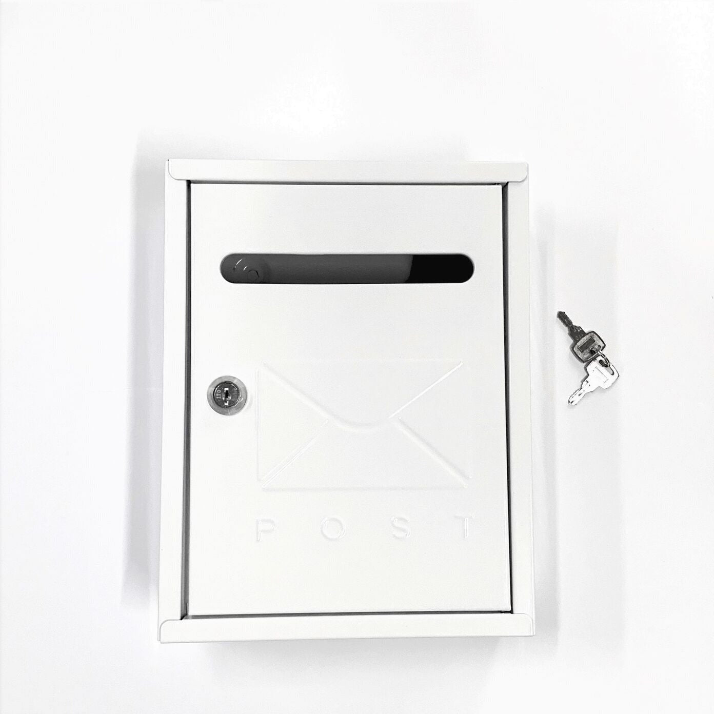 Fehér acél postafiók külső postatartó kulcspárral